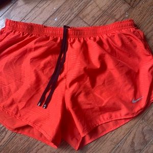 Nike shorts Large